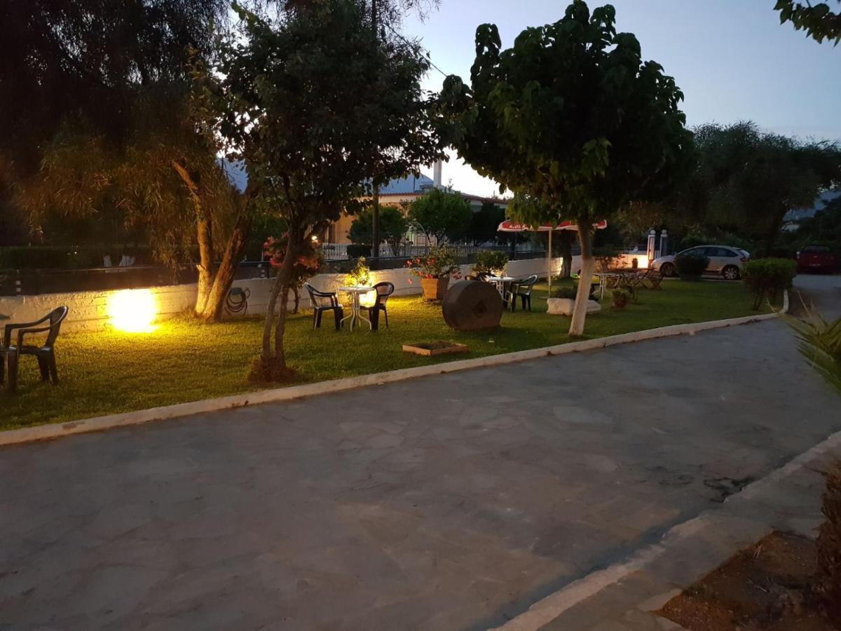 To Kyma Aparthotel Amarynthos Exterior photo